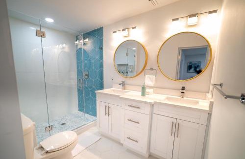 Old Seminole Heights House | Cozy 1 Bedroom Duplex In Central Tampa