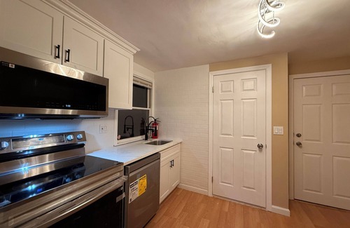 Sharon House | Cozy 1-bedroom in charming Sharon