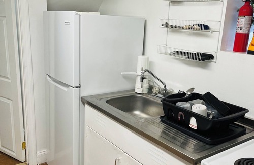 Throgs Neck Apartment | Cozy 1-bedroom with WiFi and AC in charming The Bronx