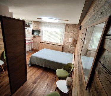 Komarno Apartment | Cozy 1 room flat with sauna