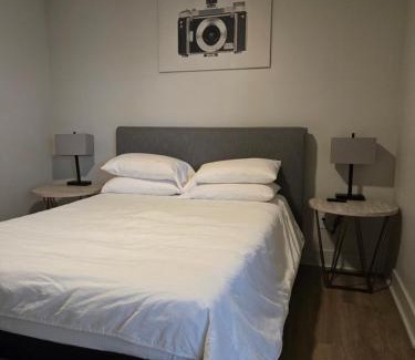 Deep Ellum Apartment | Cozy 1bedrm/1bed/air mattress