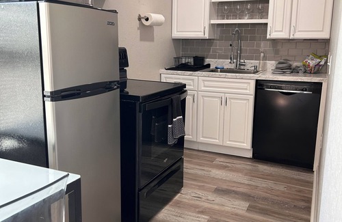 Hattiesburg House | Cozy 1br 1bath with Full Kitchen in Hattiesburg