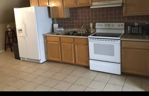 Georgetown Apartment | Cozy 2 Bd 1 Bath apartment