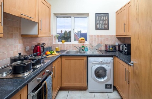 Custom House Apartment | Cozy 2 bed room Flat, Walking distance from ExCel