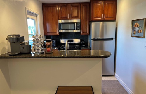 Cupertino Apartment | Cozy 2-bedroom/1-bath guest house in Cupertino