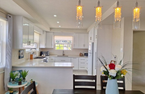 Rendezvous Apartment | Cozy 2-bedroom apartment in lovely Rendezvous with AC, WiFi