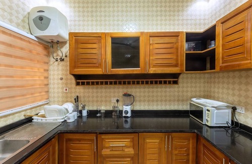 Santeo House | Cozy 2-bedroom apartment with WiFi, AC in amazing East Legon