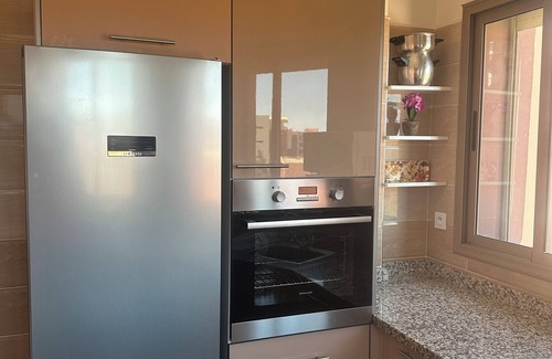Camp El Ghoul Apartment | Cozy 2-bedroom apartment in awesome Marrakech with WiFi, AC
