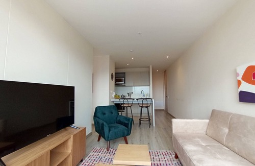 La Castellana Apartment | Cozy 2-bedroom apartment in charming Bogotá with WiFi, fitness room