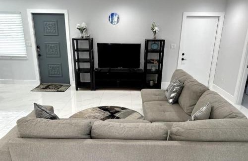 Fort Myers Shores House | Cozy 2 BR Waterfront home with Heated Pool