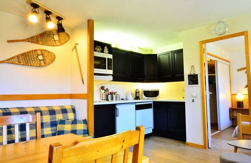 Montchavin Apartment | Cozy 2-Room Apartment in Montchavin Les Coches, Near Shops & Slopes, Sleeps 5, Free Parking