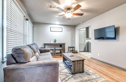 Midwest City House | Cozy 2B/1B Retreat: Heart Of MWC