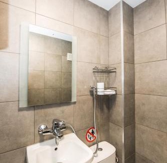 Veliko Tarnovo Apartment | Cozy 2BDRM near University & Free Street Parking
