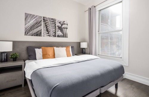 Mile End Apartment | Cozy 2BDRS AAA location Mile End #65