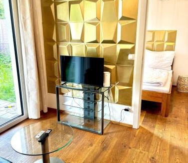 Grinzing Apartment | Cozy 2BR Apartment In Floridsdorf Area