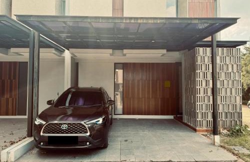 Pondok Aren Apartment | Cozy 2BR Bintaro Townhouse with Netflix