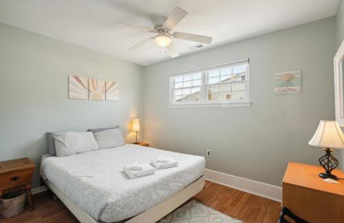 Village Green Apartment | Cozy 2BR Condo - Beachside Bliss with Yard Space condo