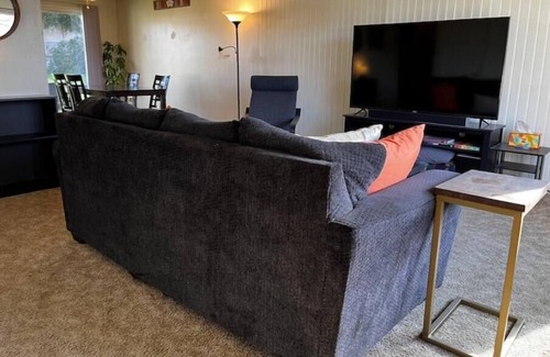 Medford Apartment | Cozy 2BR w/ laundry + kitchen + self check-in