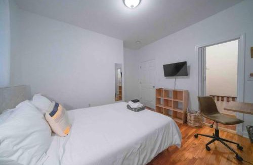 Medford Apartment | Cozy 2BR-Walk to Tufts & Green Line, Near Boston!