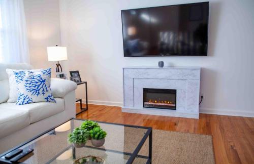 Reynoldsburg House | Cozy 3 Bedroom Home