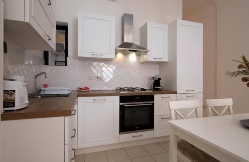 Bubaqra Apartment | Cozy 3 Bedrooms - Near Sliema Seafront