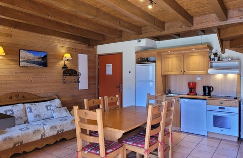 Pra Loup Ski Chalet | Cozy 3-room chalet with fireplace in Pra-Loup
