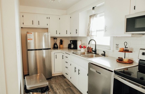 Lakeville Other | Cozy 3BR home near Mohican & Amish Country
