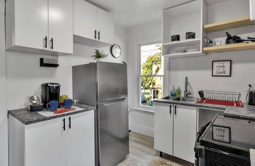 North Buffalo House | Cozy 3BR Near UB and Niagara Falls Pet-Friendly