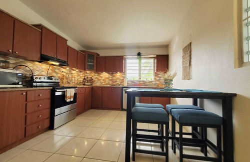 Coto House | Cozy 4-bedroom house with WiFi and AC in enchanting Isabela