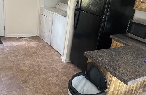 North Augusta House | Cozy 4 bedroom with spiral staircase and fireplace