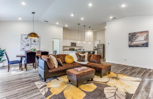 Crowley Apartment | Cozy 4bedroom home near TCU