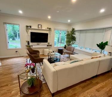 Ridge House | Cozy 4BR Home Near SplishSplash, Parks and Beaches