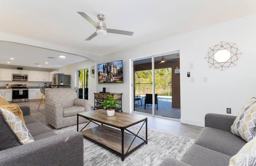 Lake Wilson Preserve House | Cozy 5Bd w/Pool Single Family Close to Disney 106