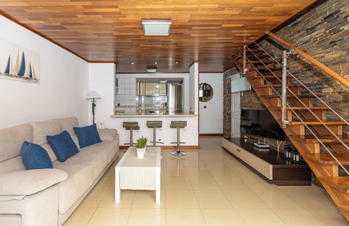 San Agustin Apartment | Cozy apartment with sea views