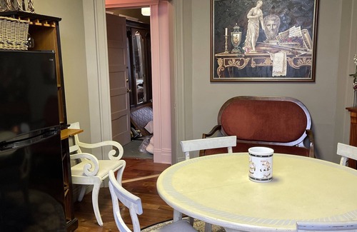 Little Falls Apartment | Cozy and artistic Pied-a-Terre, perfect for a weekend romantic getaway.