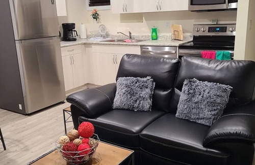 Saskatoon House | Cozy and nice Brand New 2 bedroom suite