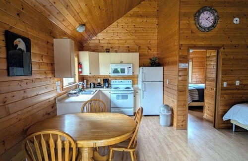 McBride Cabin | Cozy and Relaxing Getaway Cabin #4