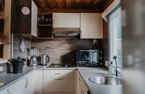 Krachtighuizen Cabin | Cozy and Romantic forest house at Veluwe