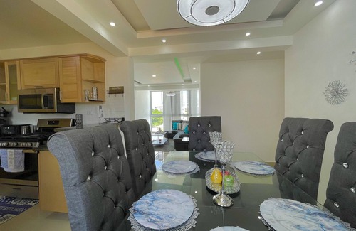 Guaricano Apartment | Cozy Apartment with Pool View 10 minutes USA Embassy