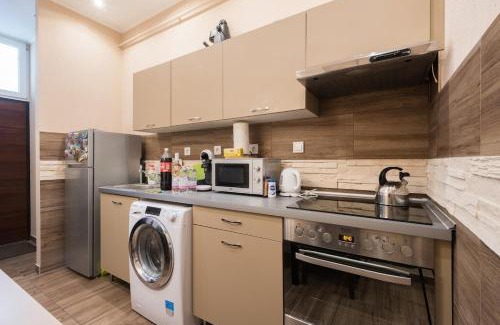 Pestujhely Apartment | Cozy Apartment at Puskás Stadium