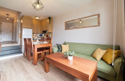 Pradollano Apartment | Cozy Apartment Free Parking Terrace & Views