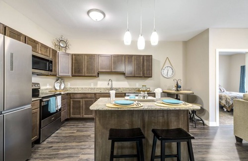Mankato House | Cozy Apartment in Clubhouse building at Woodside Apartments