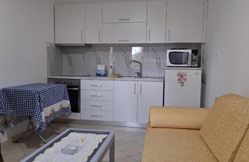 Delvine Apartment | Cozy Apartment in Delvinë