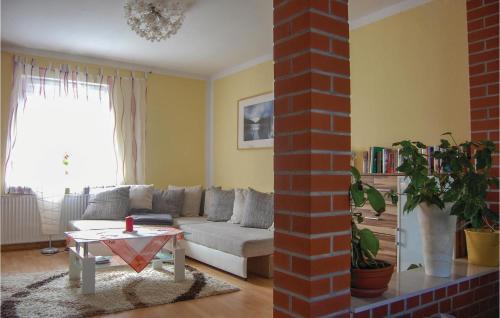 Hinrichshagen Apartment | Cozy Apartment In Rostock With Wifi