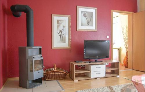 Hinrichshagen Apartment | Cozy Apartment In Rostock With Wifi