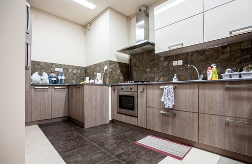 Arabkir Apartment | Cozy Apartment in the Center of Yerevan, but Quiet)