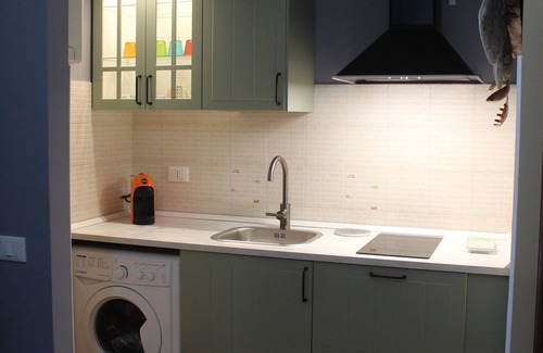 Vercelli Apartment | Cozy apartment inside the 1400 building "Torre degli Angeli."