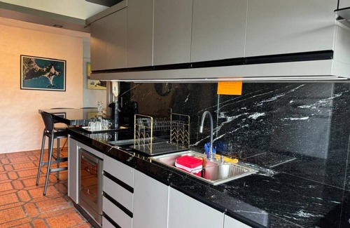 Centro House | Cozy apartment, less than 50m from Bombinhas beach