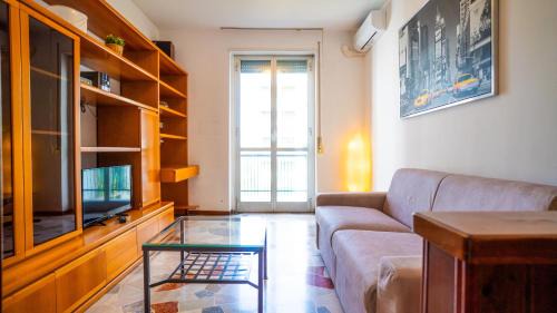 Dergano Apartment | Cozy Apartment Near Bovisa - WiFi AC Metro