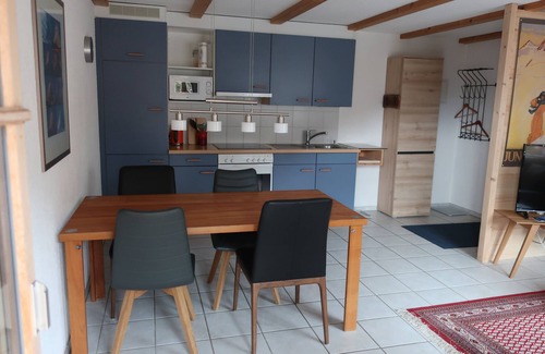 Hünibach Apartment | Cozy apartment with a beautiful view, quiet location.